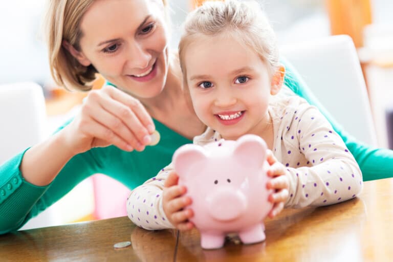 Saving Money Tips For New Moms – The Frugal Tips You Need!