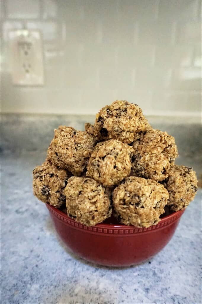 lactation balls: chocolate chip power balls no bake recipe