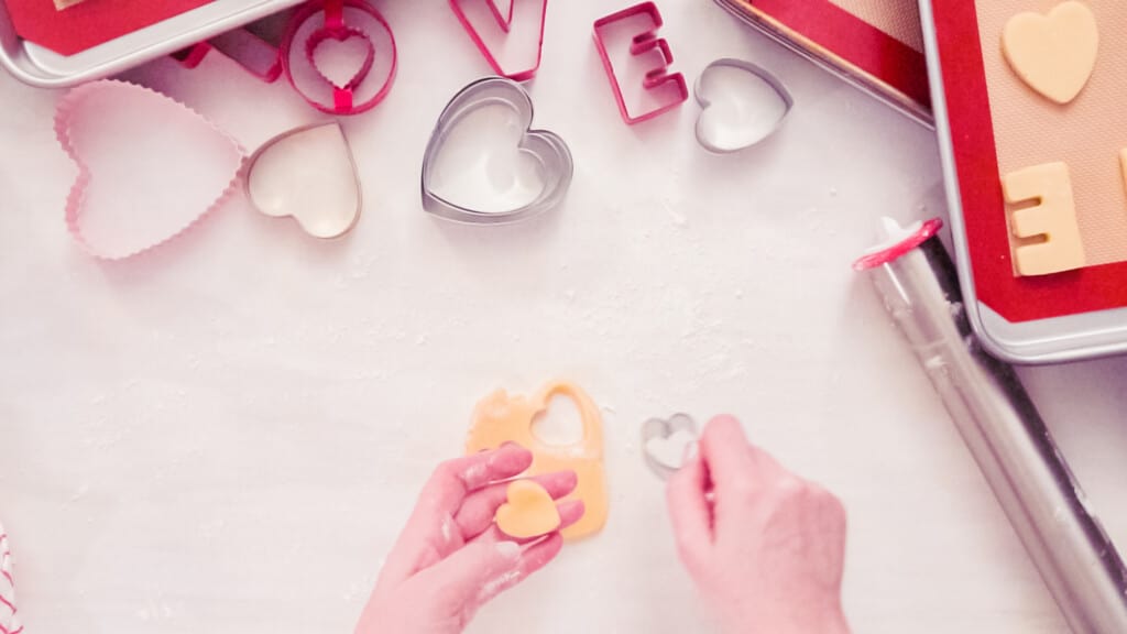 Valentine's Day Activities for preschoolers and toddlers - cookies