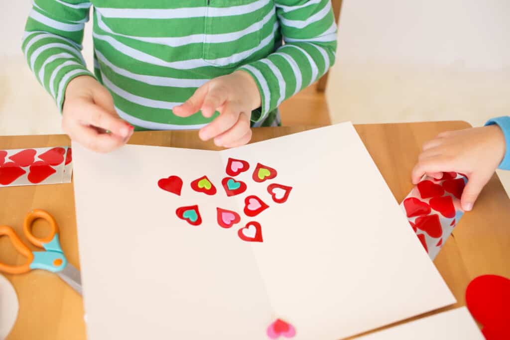 Easy Valentine's Day Activities and Crafts for Toddler and preschoolers